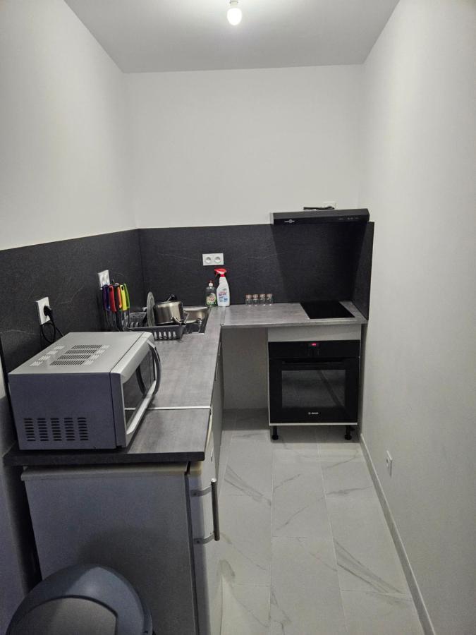 Appartamento T2 Moderne, Calme Et Entierement Renove. Béziers Esterno foto